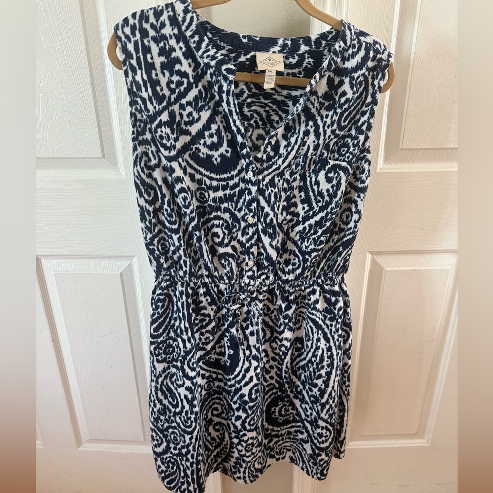 St. John's Bay Blue and White Patterned Dress